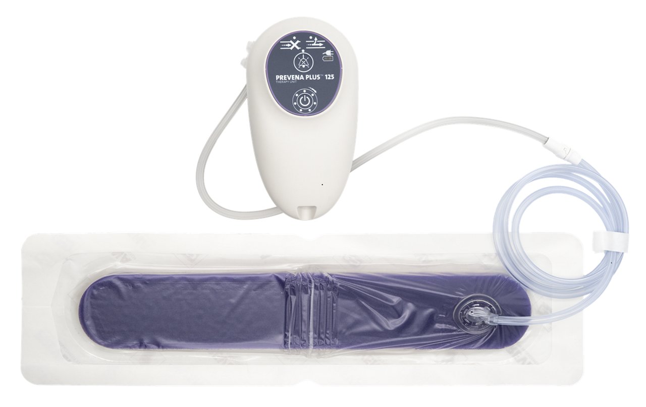 3M™ Prevena™ Plus 125 Therapy Unit, 3M™ Prevena™ Peel and Place Dressing 35cm, tubing, connector, Product Group Photo, rgb, png, PRA-PM-US-03250, PRA-PM-ALL-00544