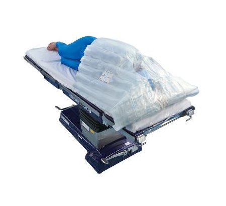 ベアーハガー™ ブランケット モデル542の側臥位での使用例です。