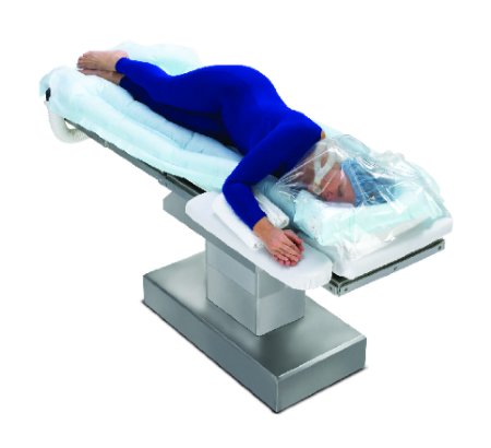 ベアーハガー™ ブランケット モデル635の側臥位での使用例です。