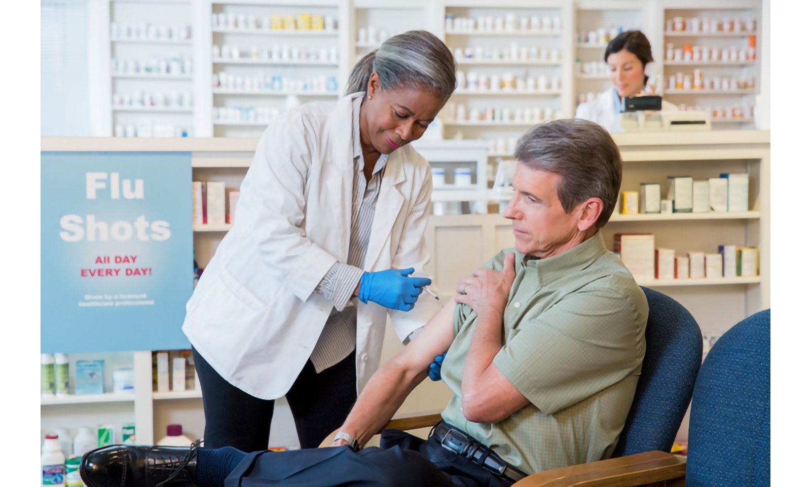 Doctor gives vaccine