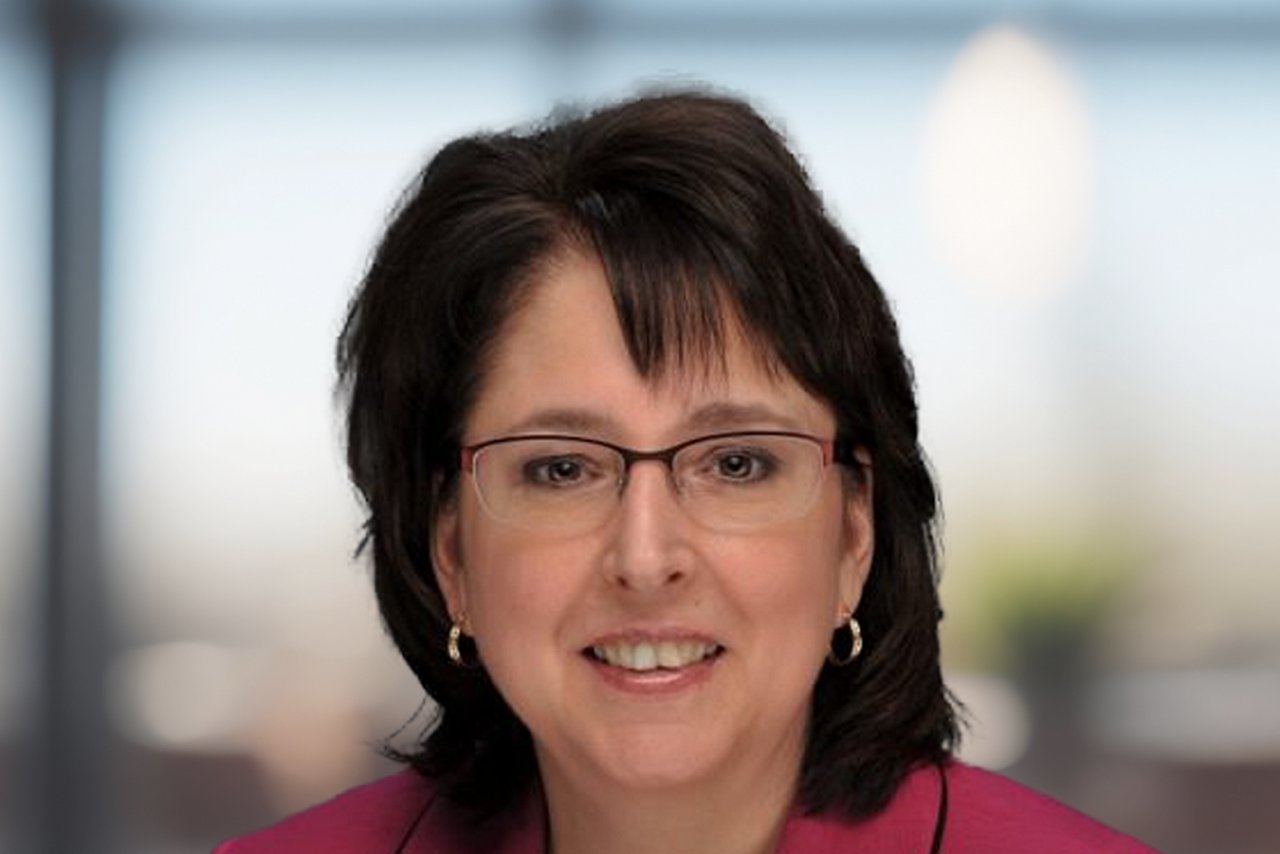 This is a headshot of Chris Berg.