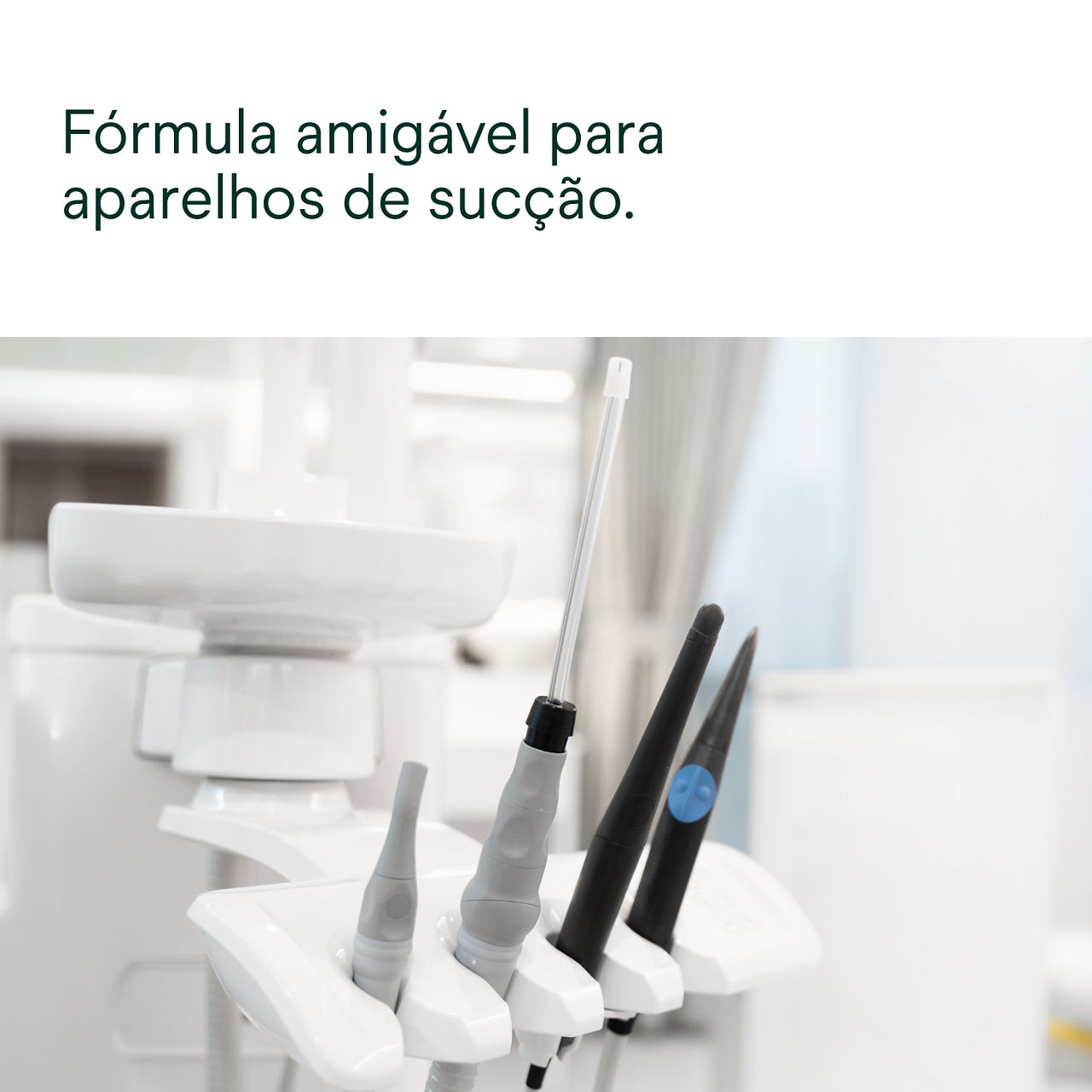 Clinpro Clear Tratamento com Fluoreto: Fórmula amigável para linha de sucção
