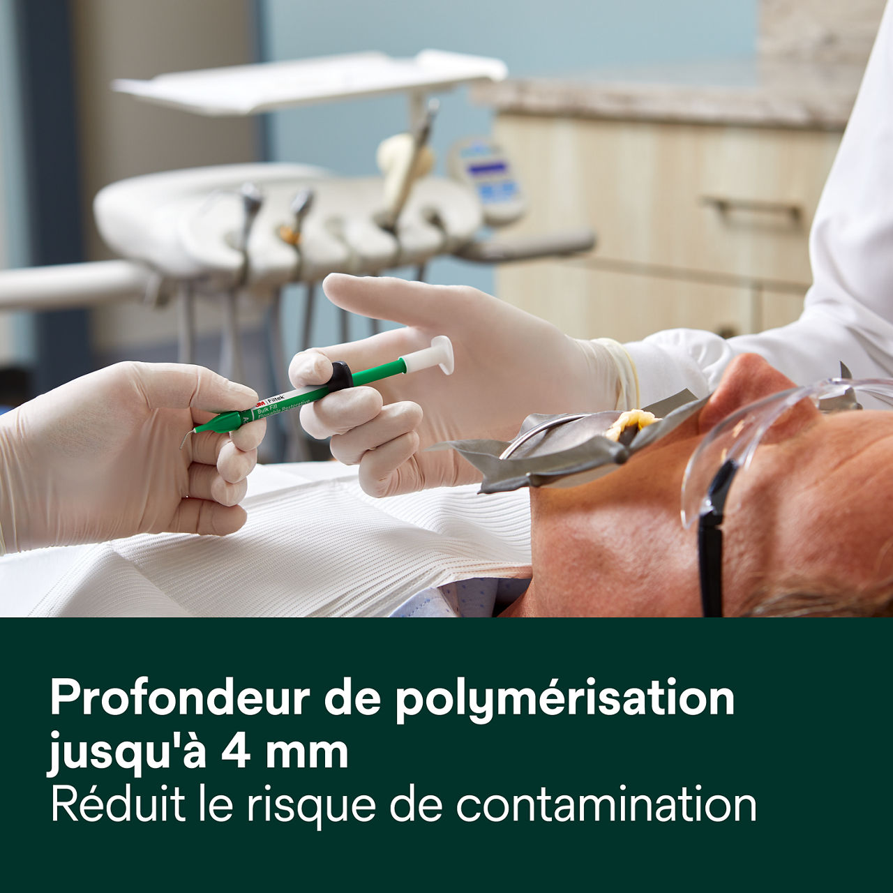 4- Filtek™ Bulk Fill Flowable Syringe: Profondeur de polymérisation jusqu'à 4 mm
