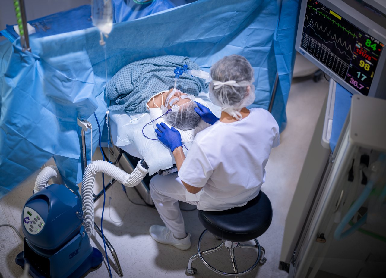 Bair Hugger Photo Shoot Image 19 - File TIF