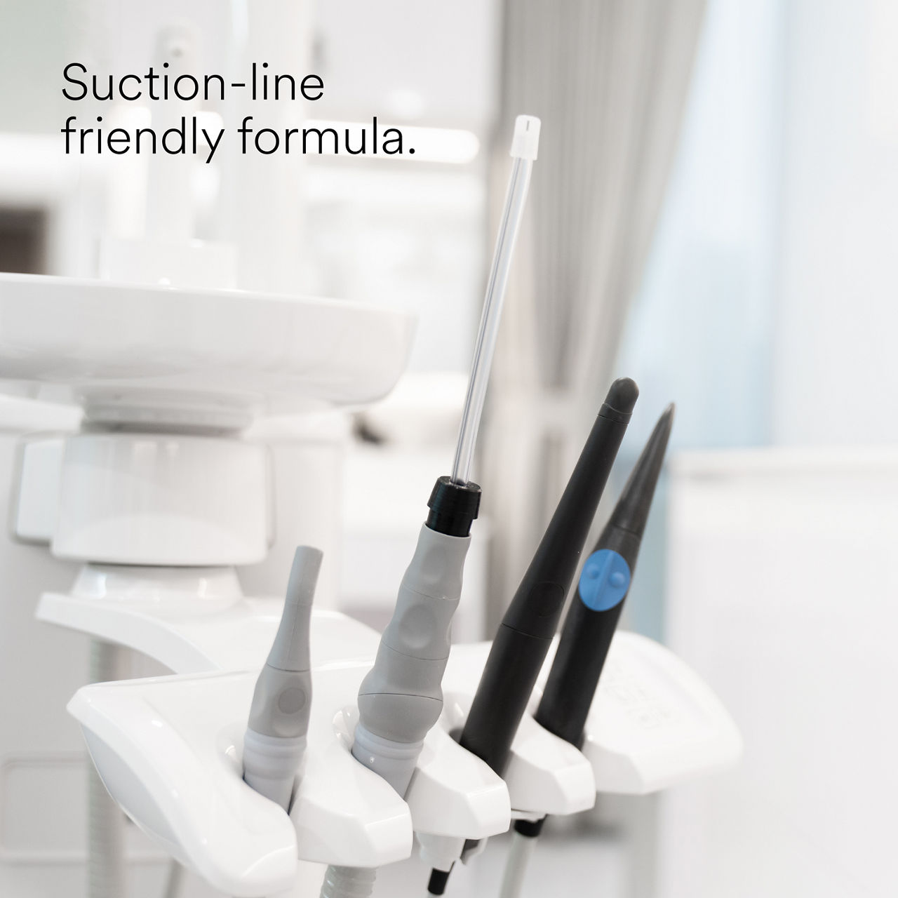 Clinpro Clear Fluoride Treatment: Suction line friendly formula