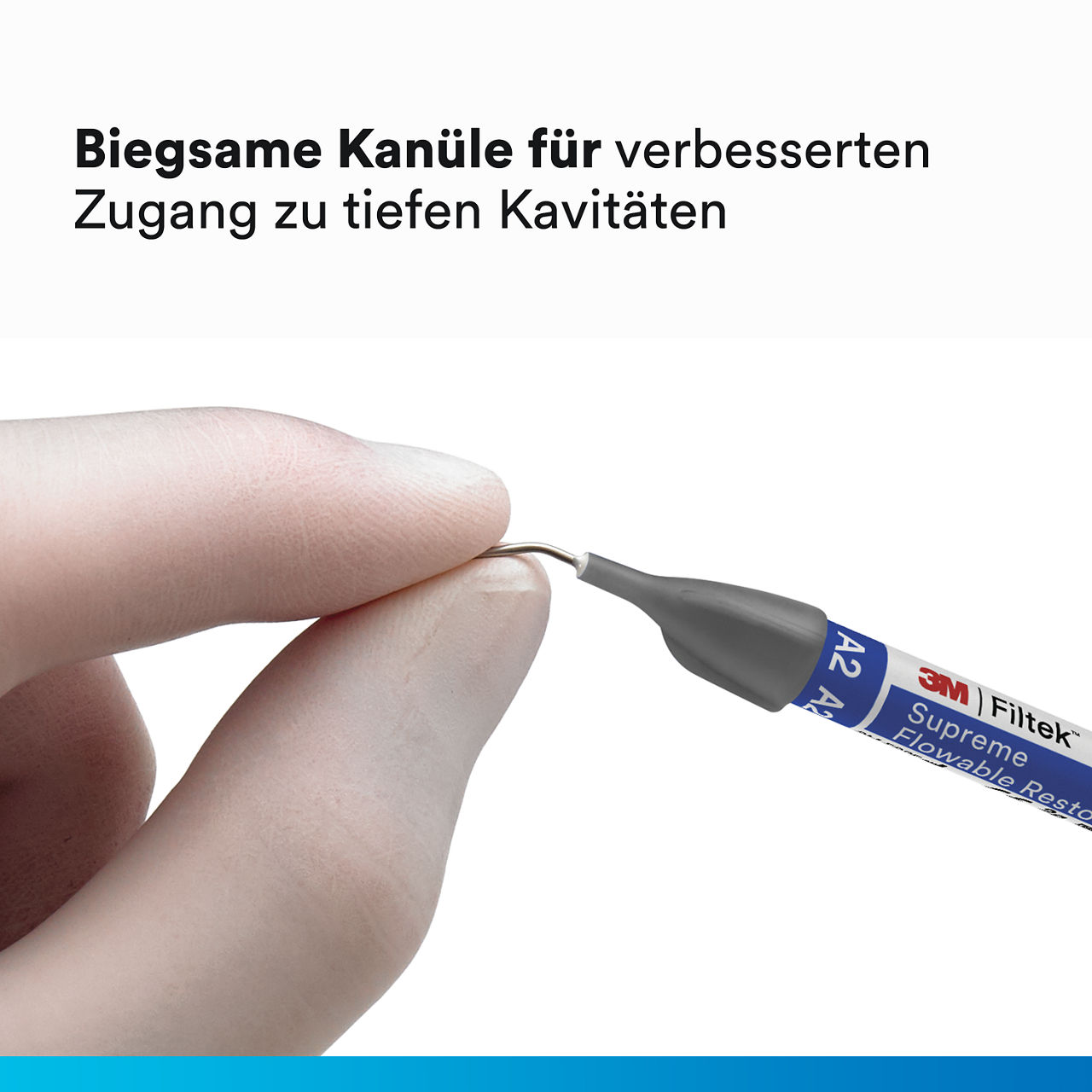 6- Filtek Supreme Flowable Syringe: Kolben zeigt verbleibendes Komposit mit blauer Farbe an