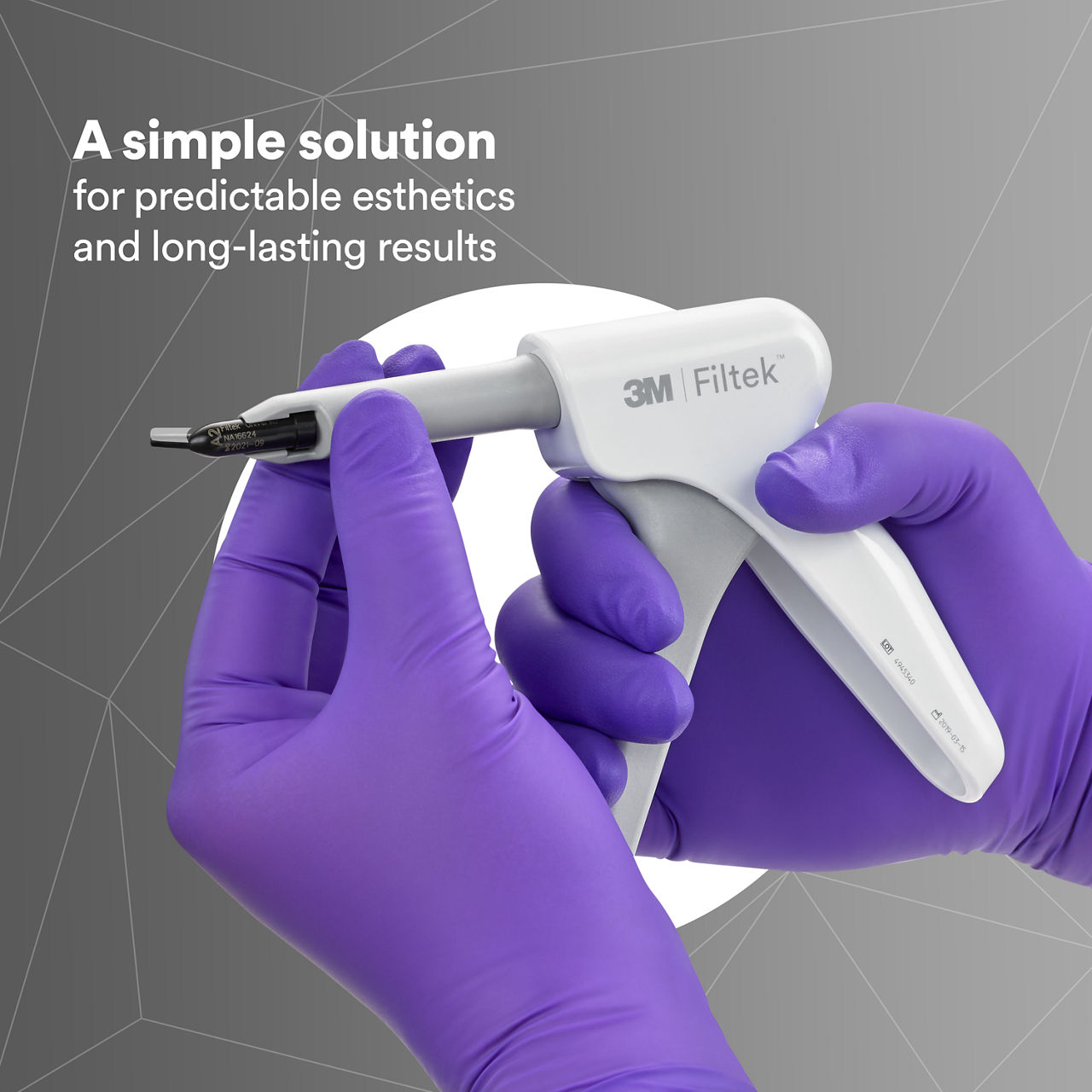 (1) Filtek Z250 XT Nano Hybrid, capsule: A simple solution