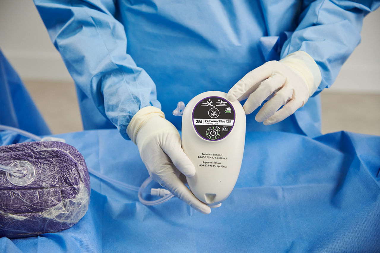 Use of 3M™ Prevena Restor™ Axio•Form™ Incision Management System after pilon fracture open reduction internal fixation