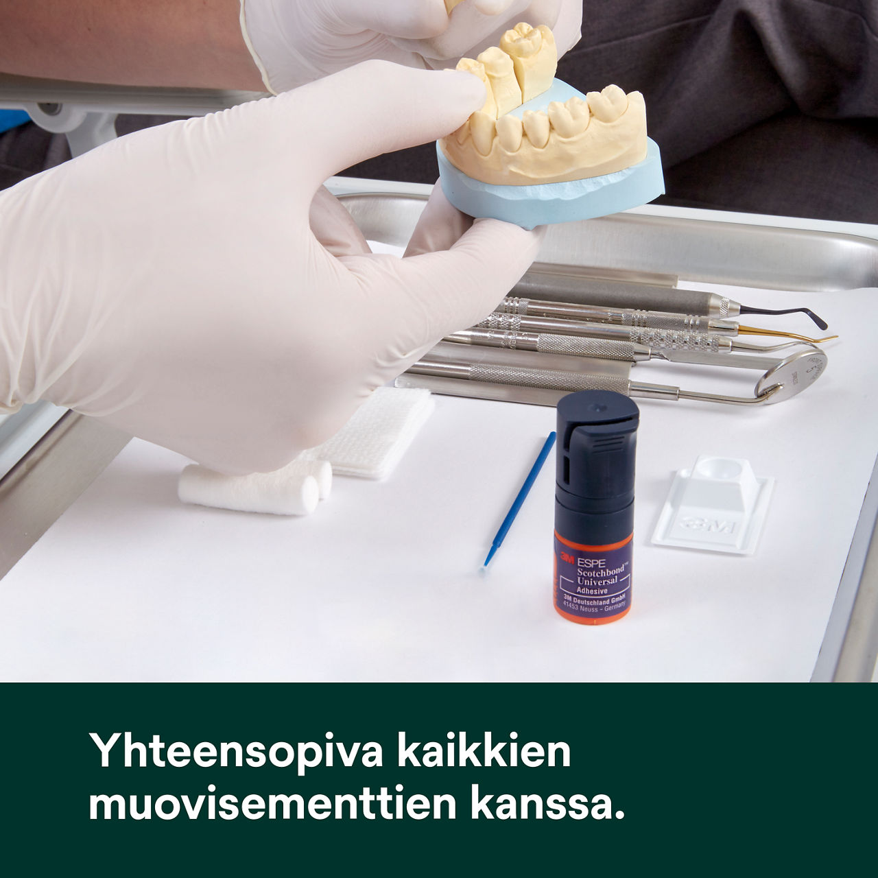 (5) Scotchbond Universal Adhesive: Yhteensopiva kaikkien muovisementtien kanssa