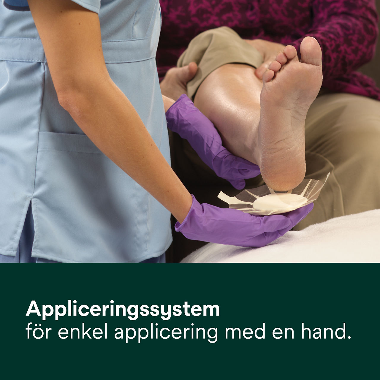 (3) Tegaderm HP Foam: Ekrar leveranssystem för enkel applikation med en hand