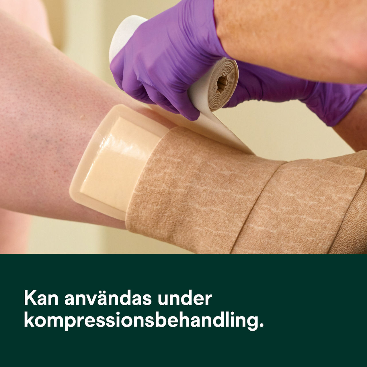 (2) Tegaderm Silicone Foam Dressing: Kan användas med kompressionsterapi
