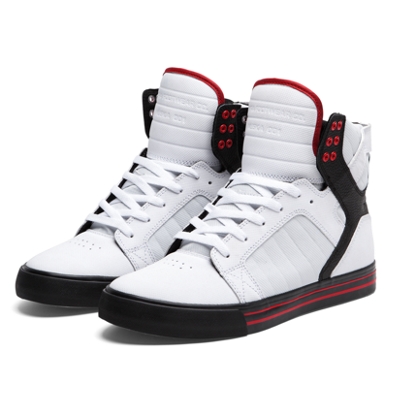 SKYTOP_S18184_WBR_Hero