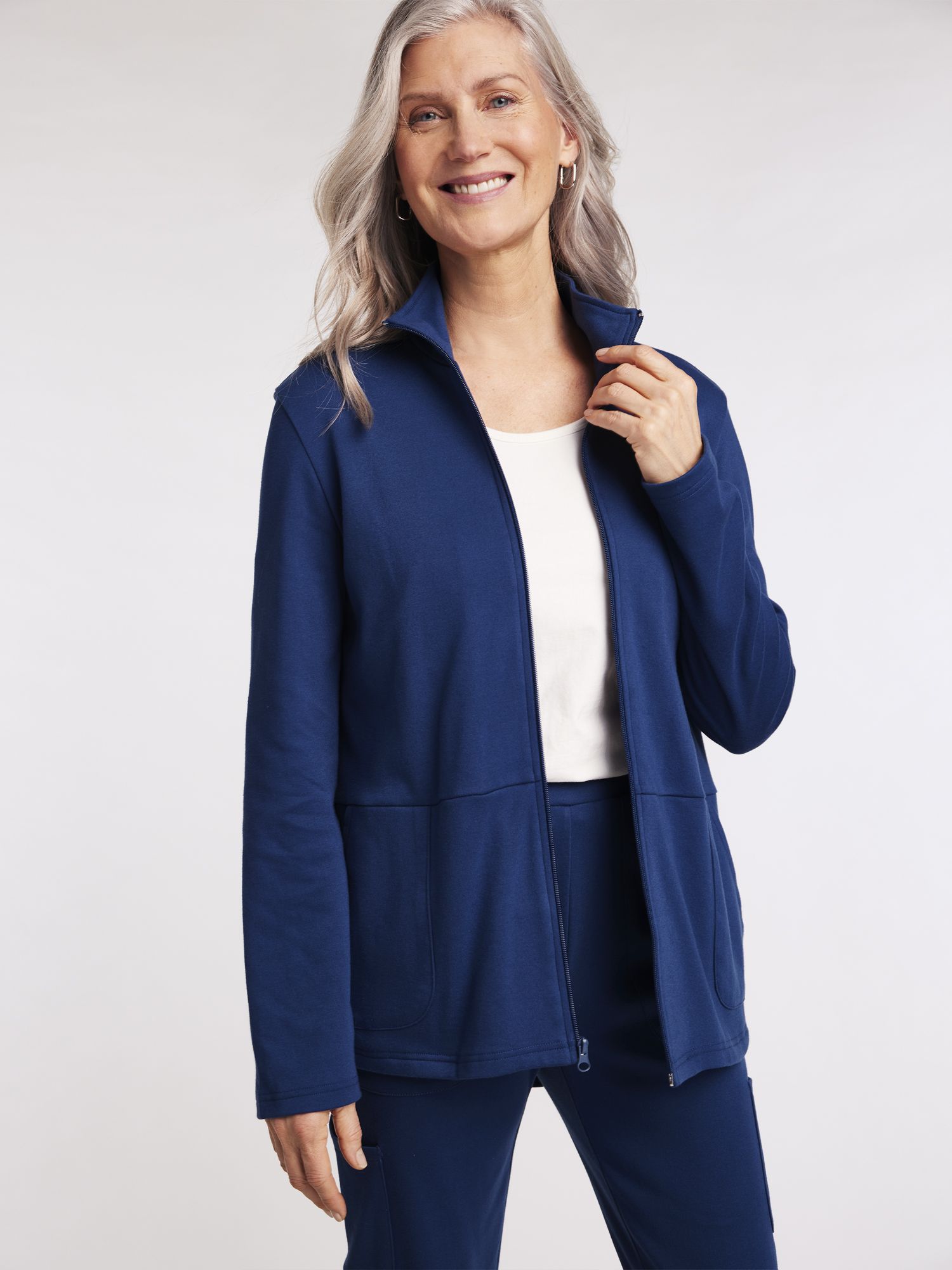 4 Pocket Essential Knit Travel Jacket