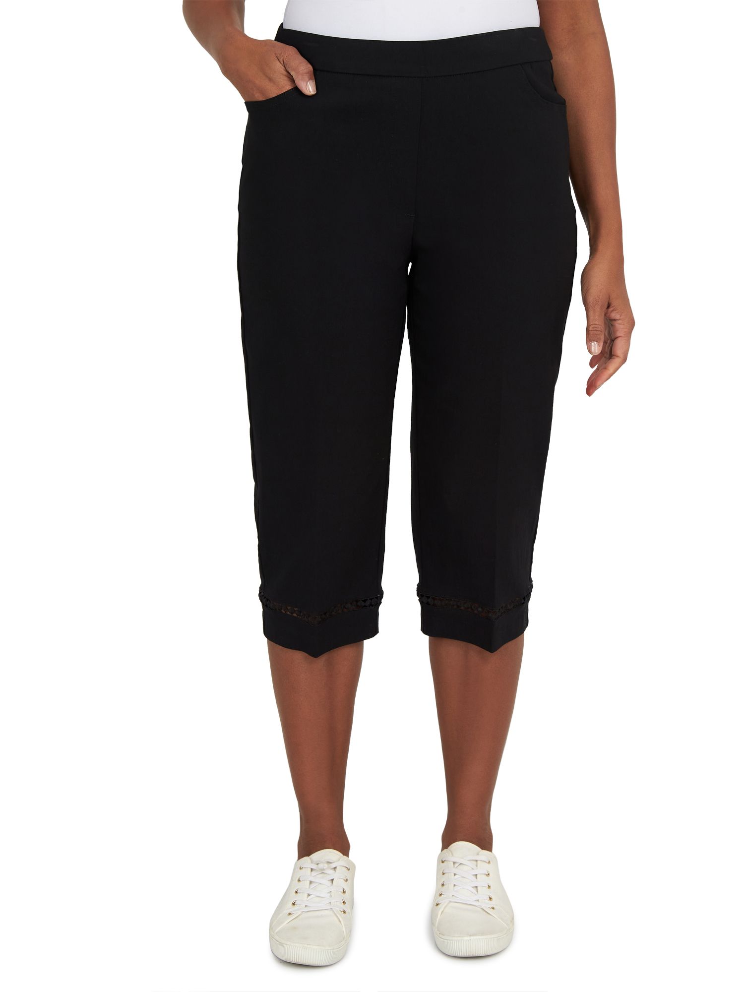 Alfred Dunner® Summer In The City Lace Allure Clamdigger Capri