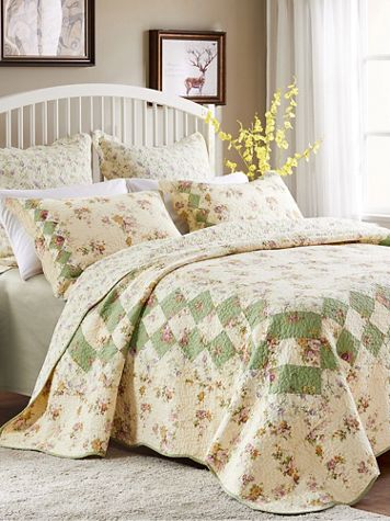 Bliss Quilt Set - Image 4 of 4