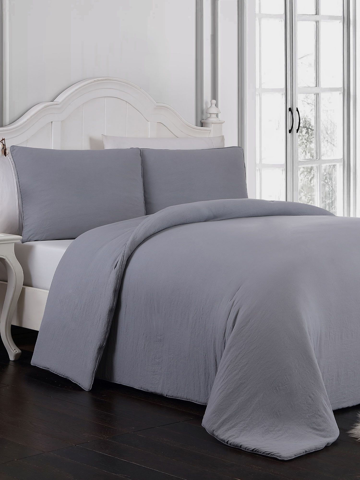Gweneth 3PC Enzyme Washed Comforter Set