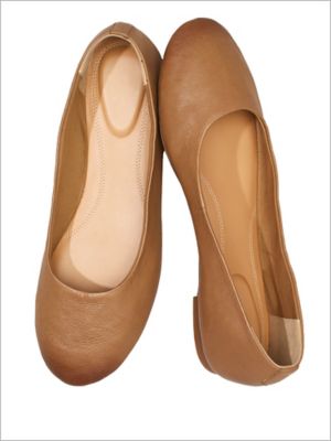 hush puppies flats