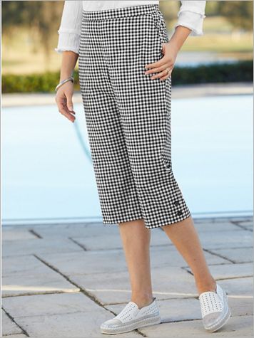 Checkmate Check Capris by Alfred Dunner - Draper's & Damon's