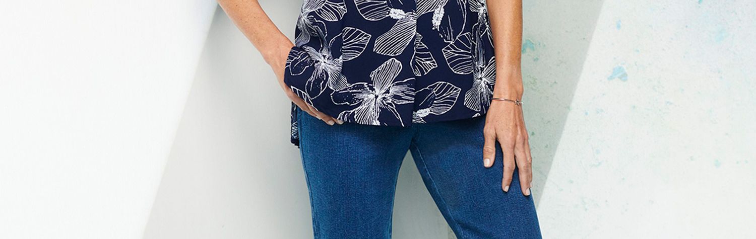 Tropical Oasis Shirt & Slimtacular Denim Fringe Capris