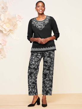 Alfred Dunner Scroll Floral Yoke Knit Top & Butterfly Floral Ankle Pants