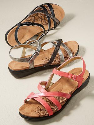 hush puppies soft style sandals