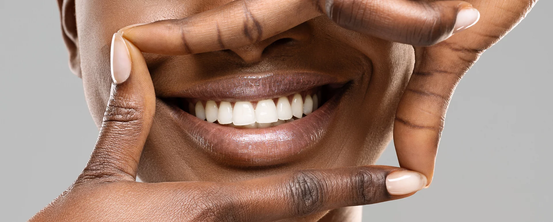 Reclined blue dentist chair