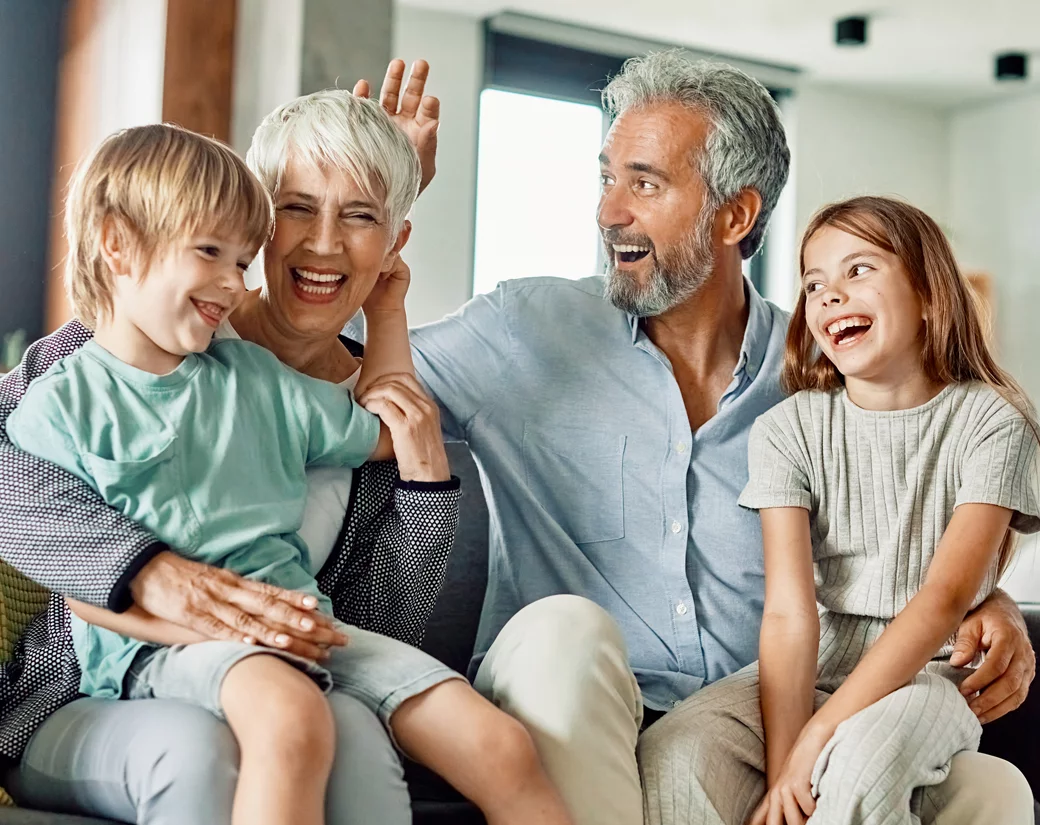 Veneers family smiling