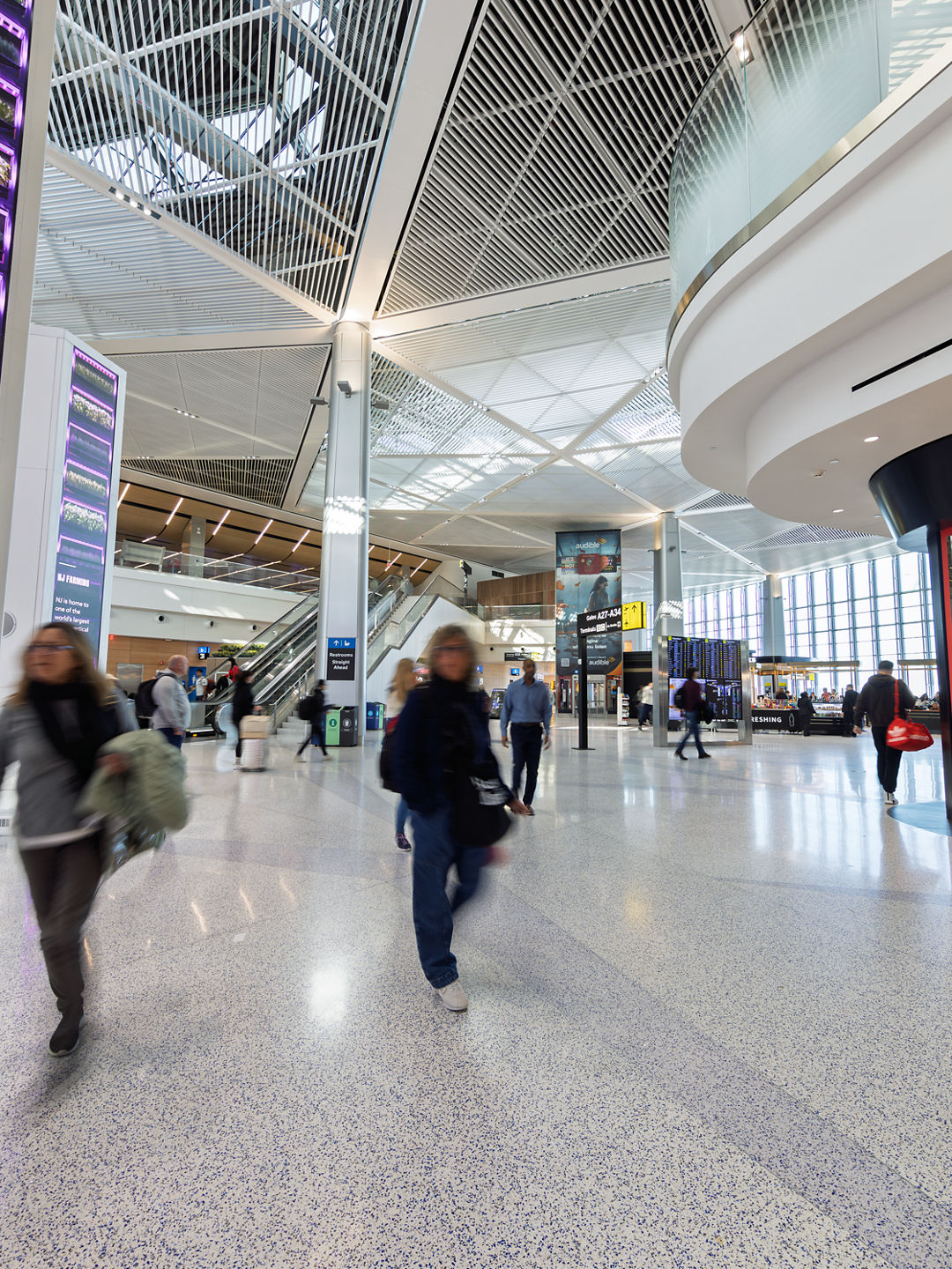 Image of the boards displaying flights