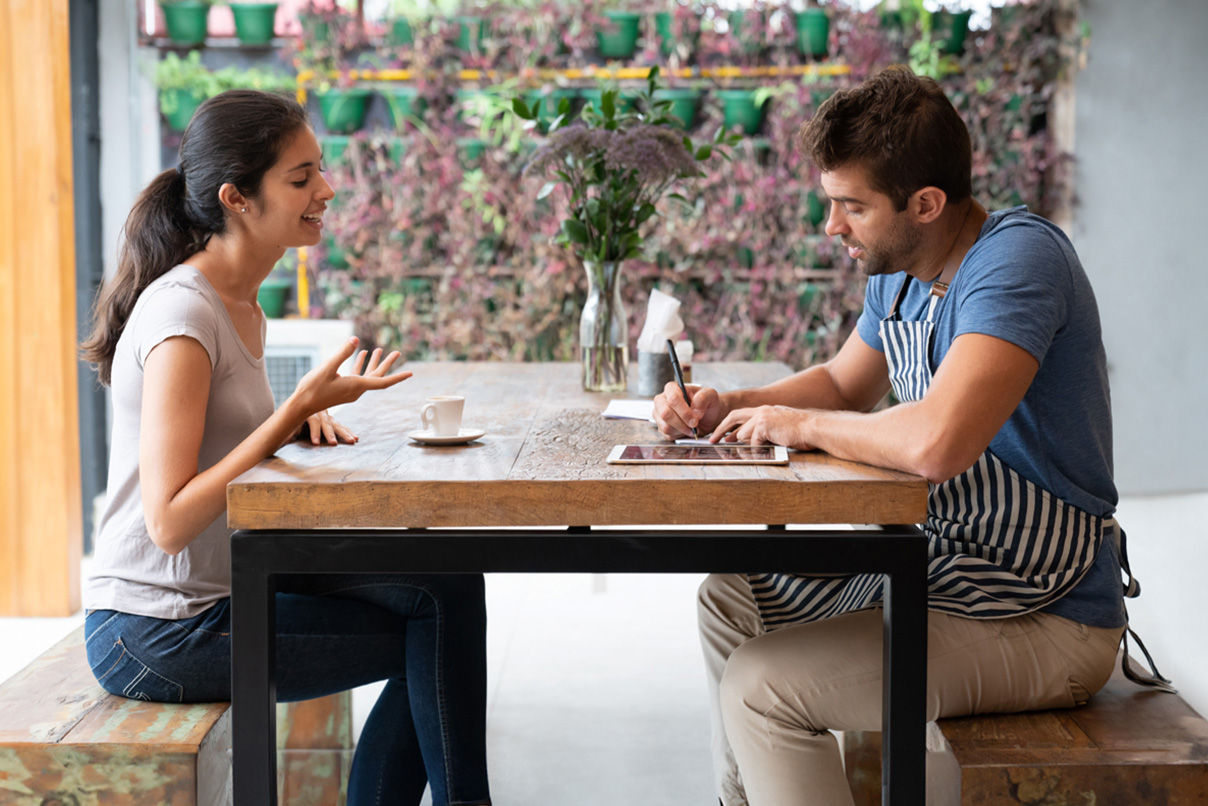 How to Hire (and Keep) Restaurant Staff