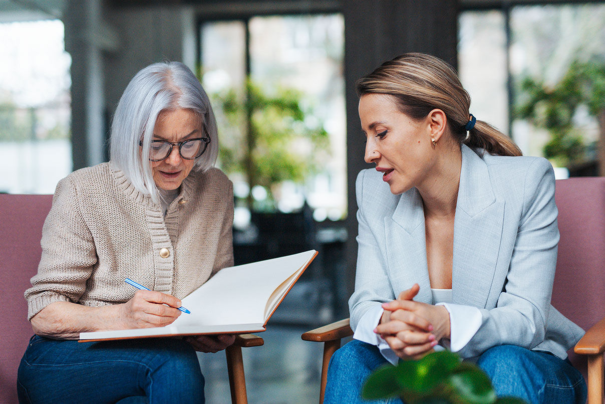 Stepping Up During a Government Shutdown: How to Support Your Workforce