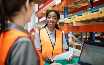 5 Benefits of HR and Payroll Solutions for Transportation and Logistics