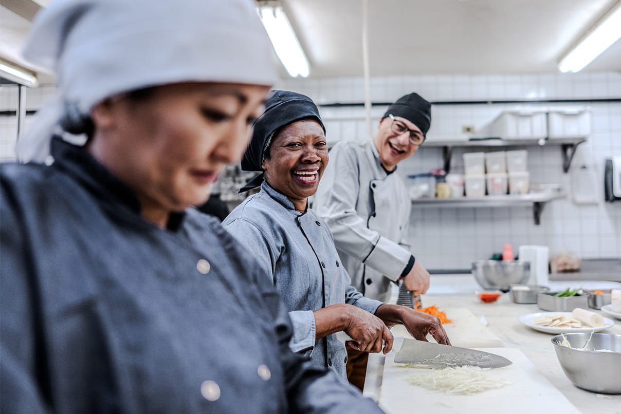 10 Best Restaurant HR Software Solutions for 2026: Features, Pricing & Reviews