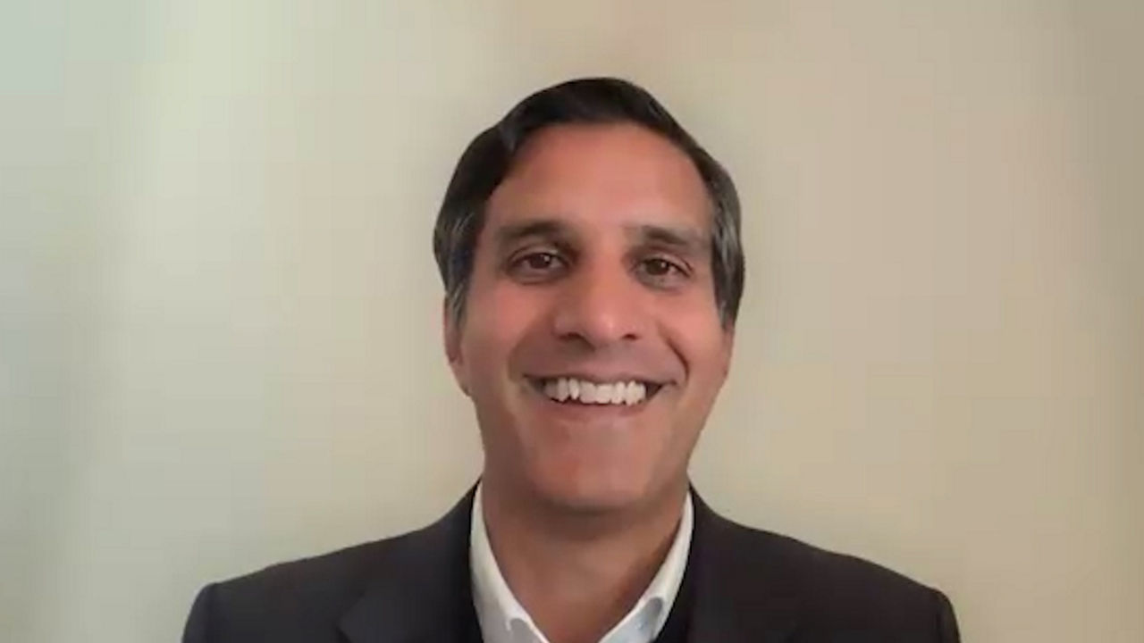 FRB0.25%利下げ パウエル議長在任中は慎重姿勢の緩和継続か