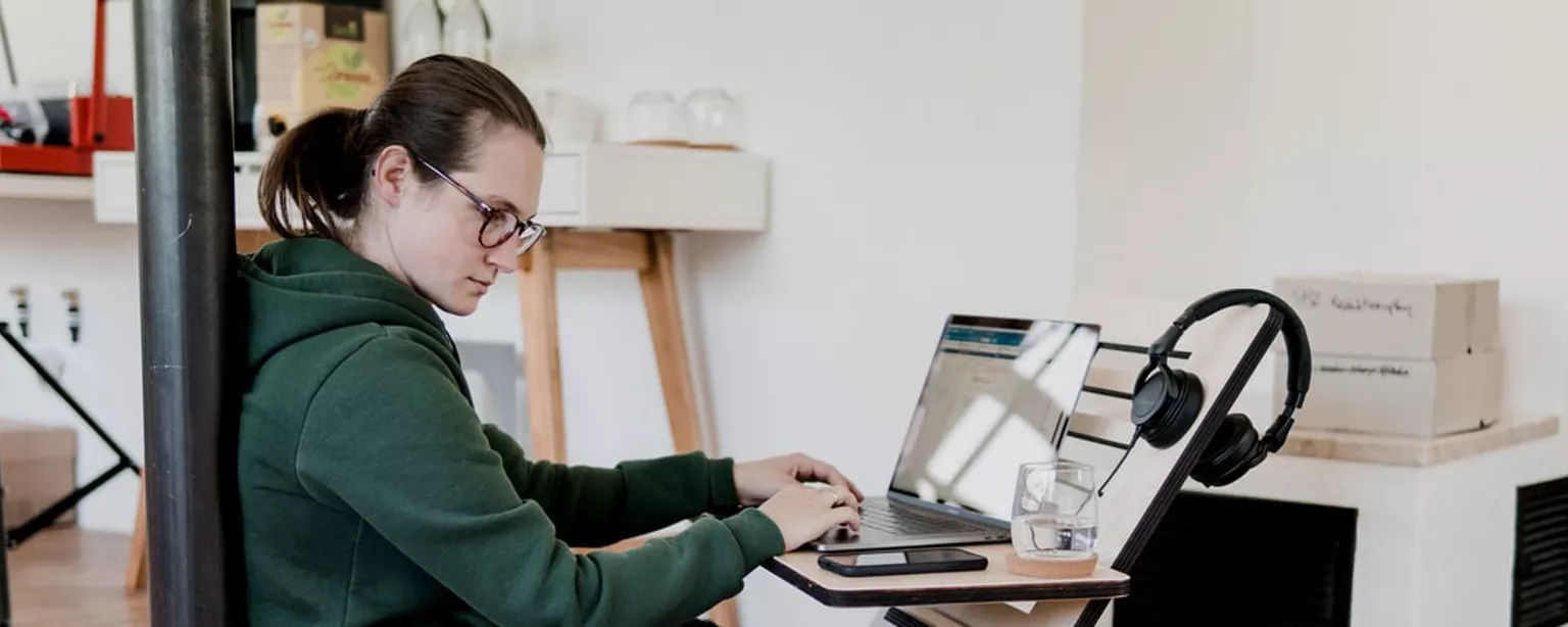 Cómo equilibrar el trabajo en casa con el cuidado de los hijos