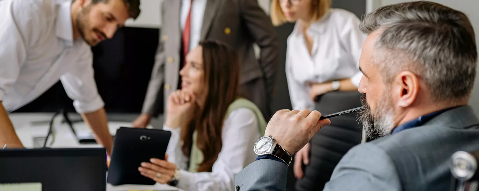 Secundaire arbeidsvoorwaarden, incentives en extra’s: wat zijn de verschillen?