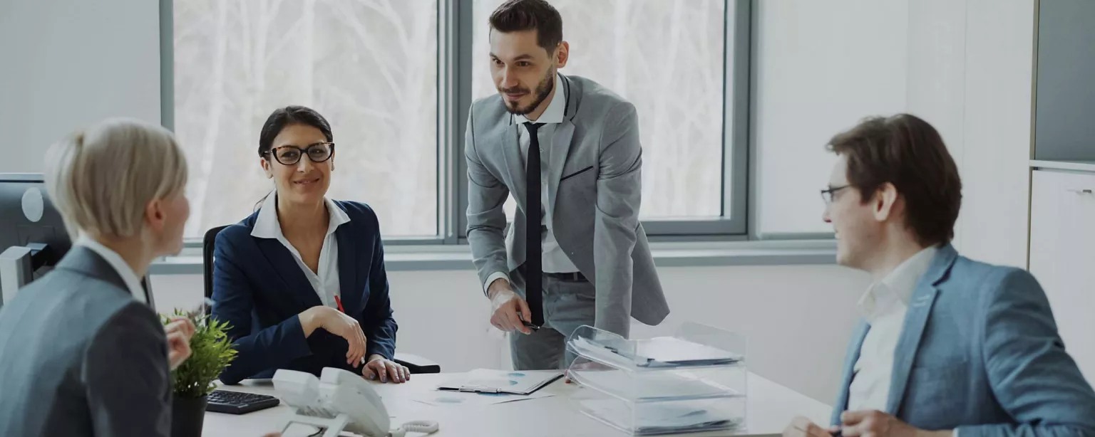 Meeting im Kobferenzraum.