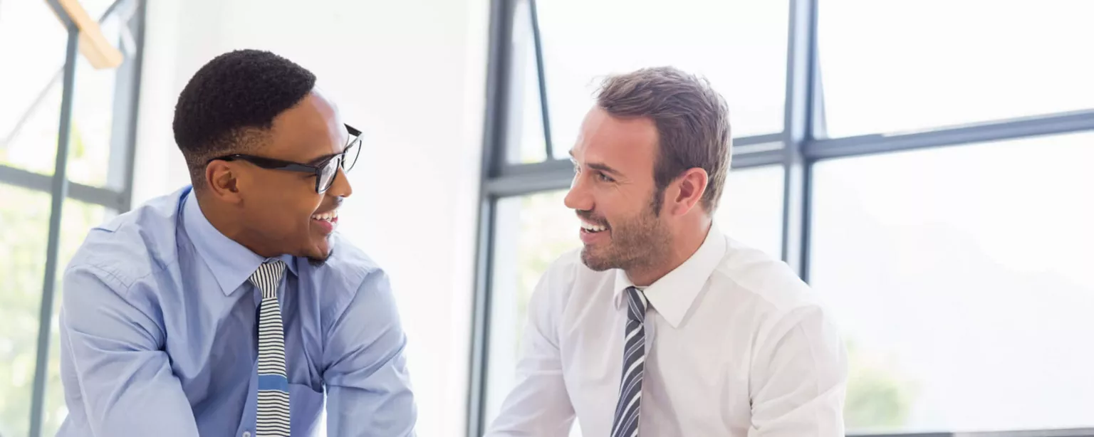 How to Build a Strong Relationship With a Job Recruiter
