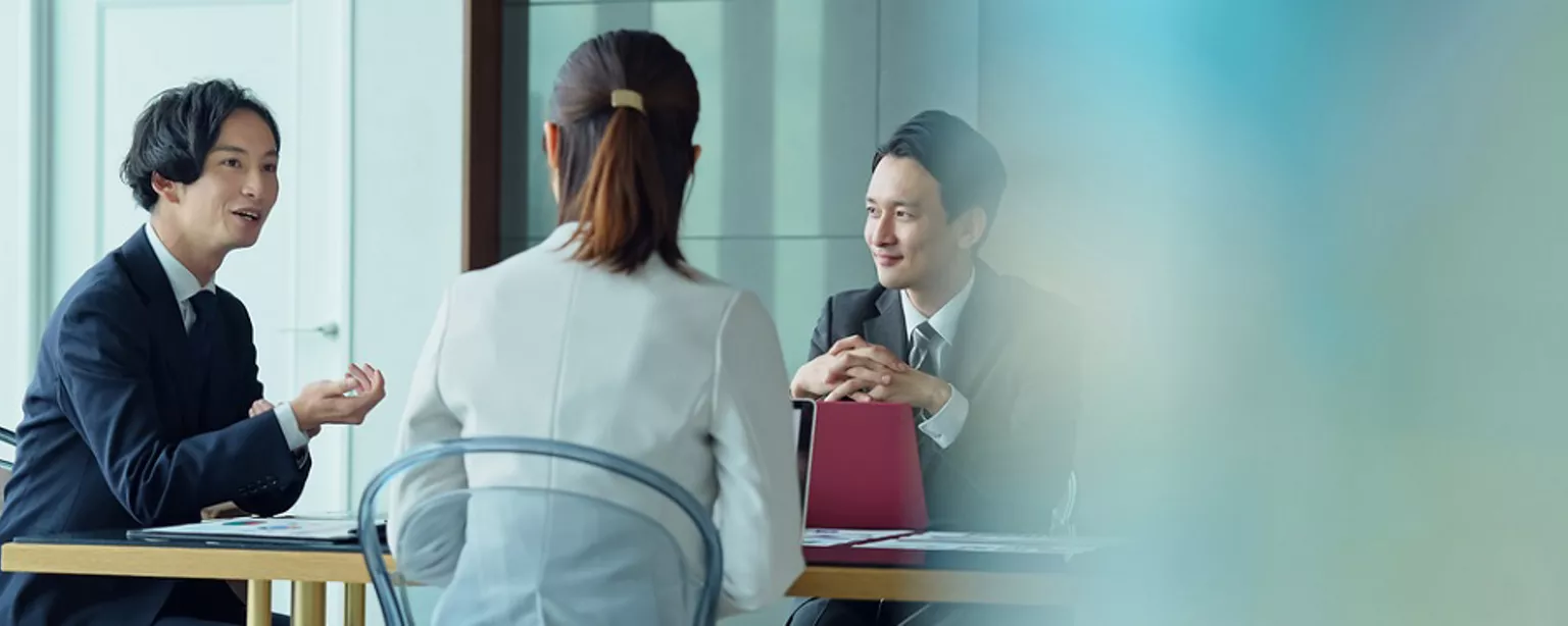What skills do people with good management skills possess