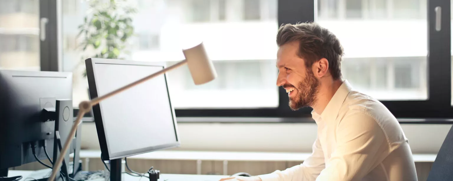 Felicidade no trabalho: dicas para espalhar sorrisos pelo escritório