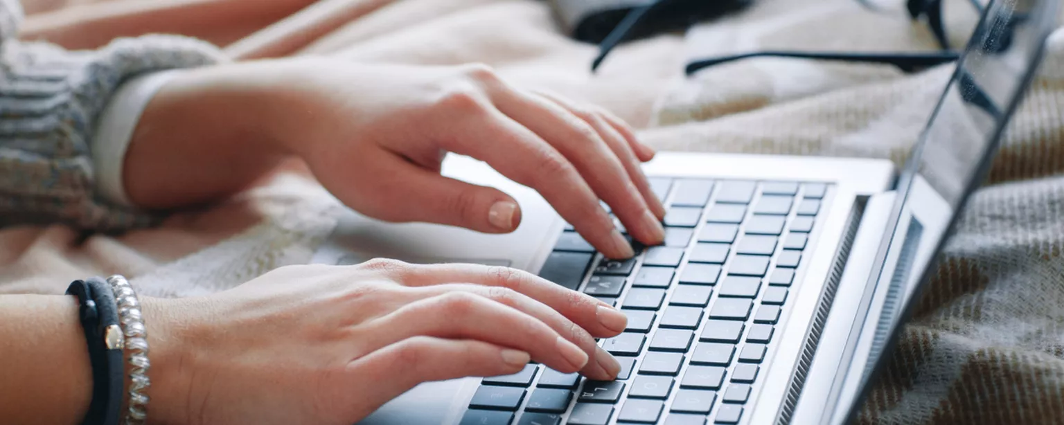 e-mail application job