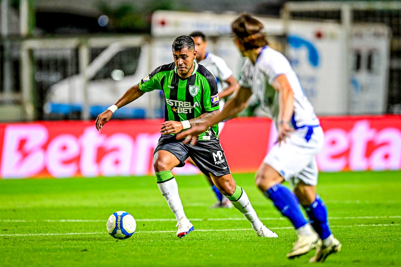Brenner assumiu uma sequência como titular do América no jogo contra o Avaí, pela 12ª rodada da Série B