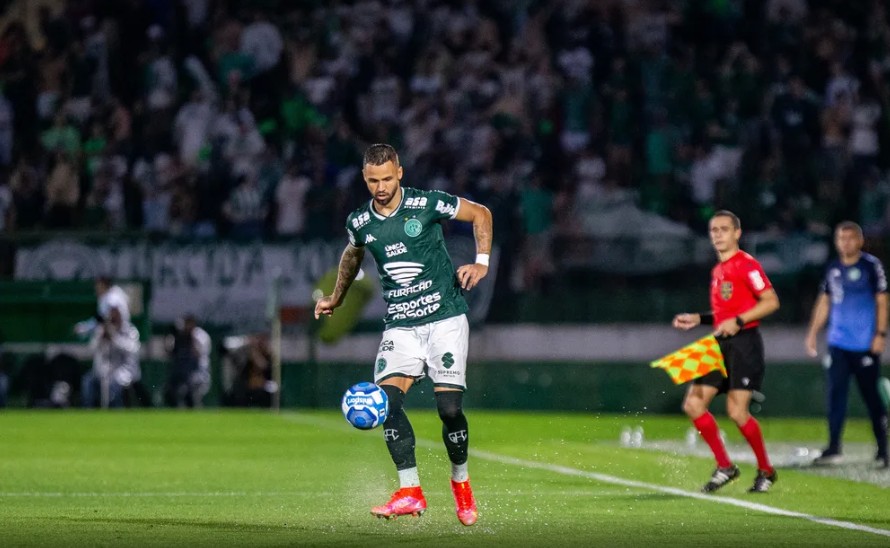 Lucão, anunciado pelo América nessa quarta (16), defendeu por último no Brasil o Guarani