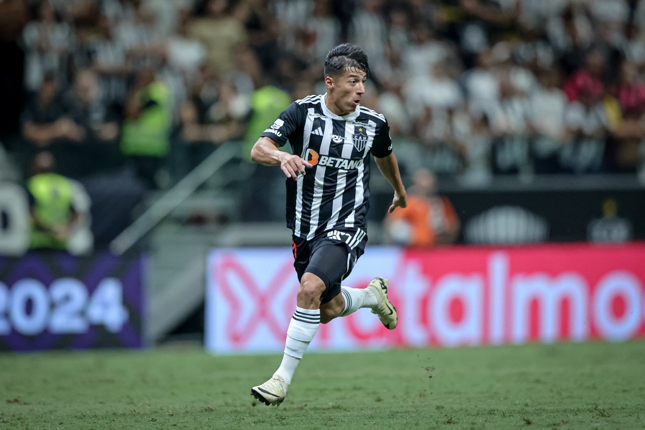 Alan Franco completou 100 jogos com a camisa do Atlético