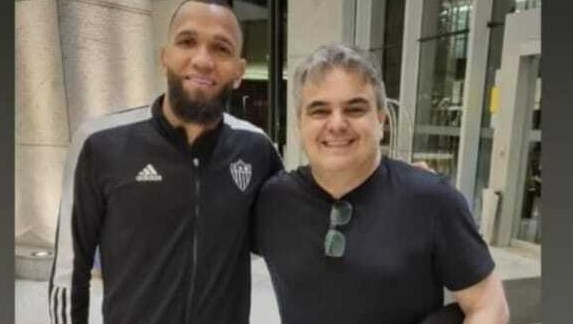 Everson respostou em suas redes sociais algumas das mensagens de apoio que recebeu