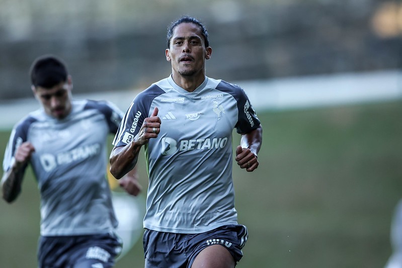 O zagueiro uruguaio não foi relacionado pelo Atlético para o jogo contra o Vasco, no último domingo (21)