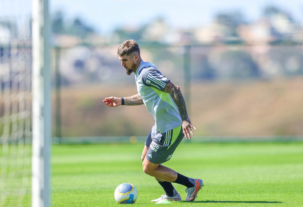 O zagueiro Lyanco vai reforçar o Galo no segundo semestre de 2024