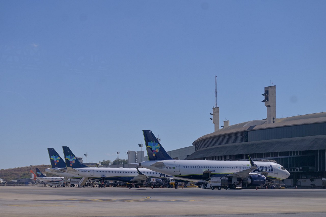Aviões da Azul no Aeroporto Internacional de Belo Horizonte, em Confins