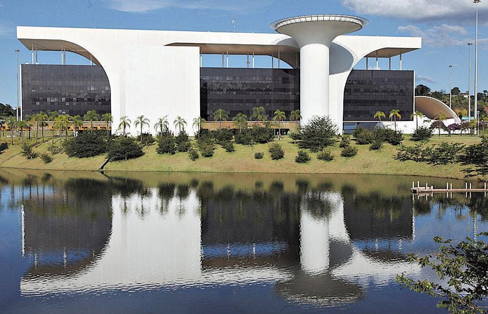 Cidade Administrativa, sede do governo de Minas