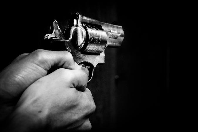 A denúncia foi feita por moradores da localidade que ouviram disparos e gritos na madrugada