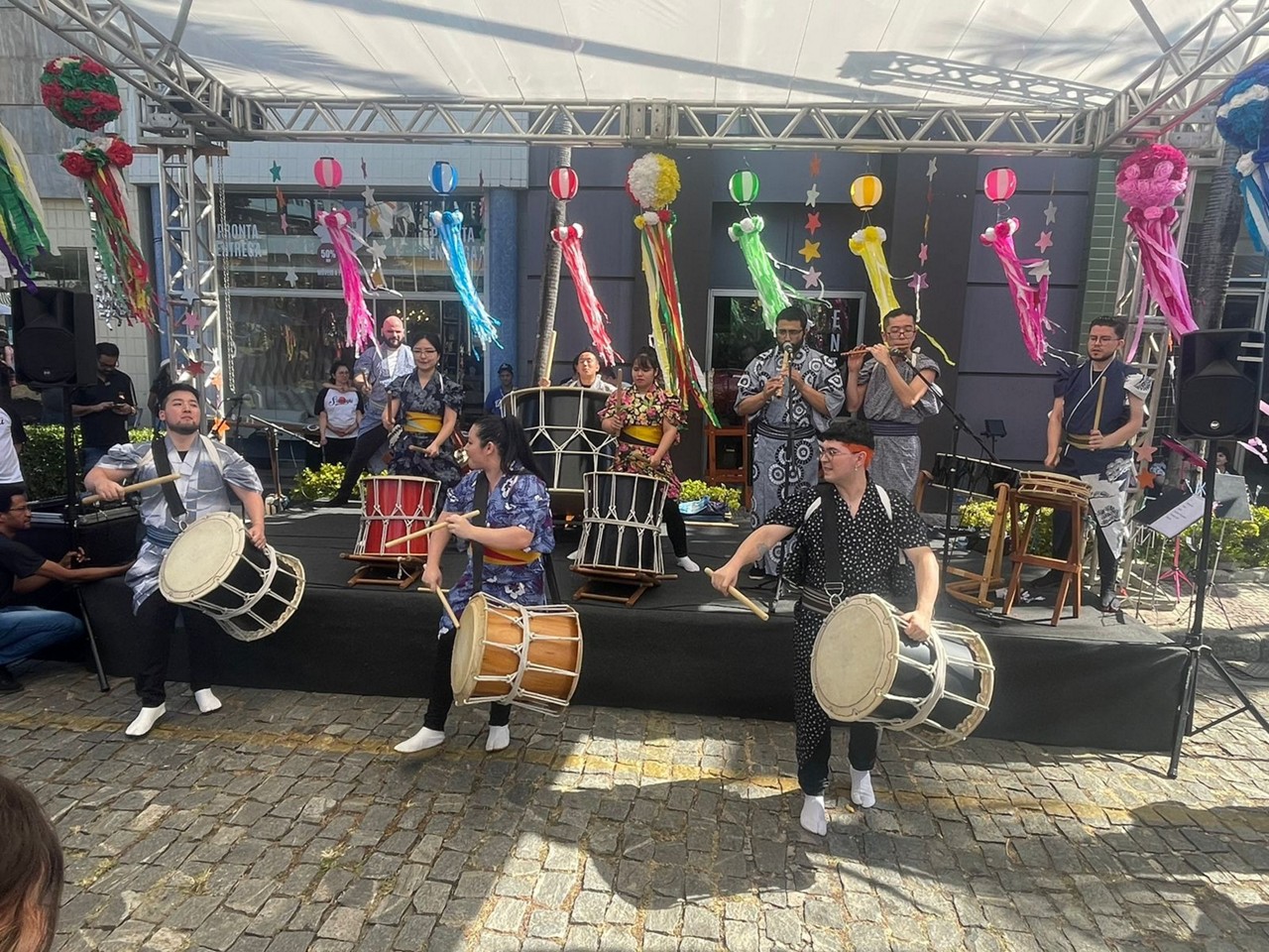 Evento é um dos maiores festivais de rua do Japão e tem se consolidado em BH